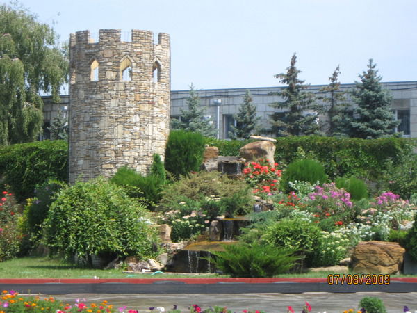 Елена Леонова