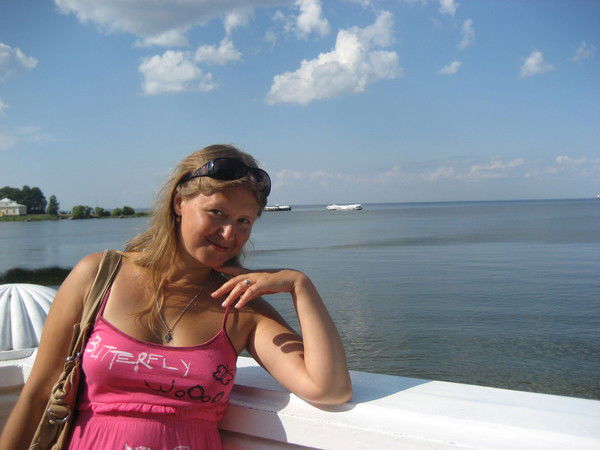 Людмила Емельянова