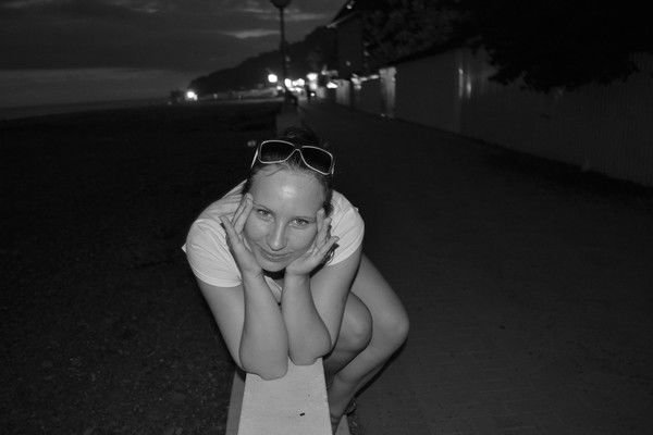 Елена Непомнящая