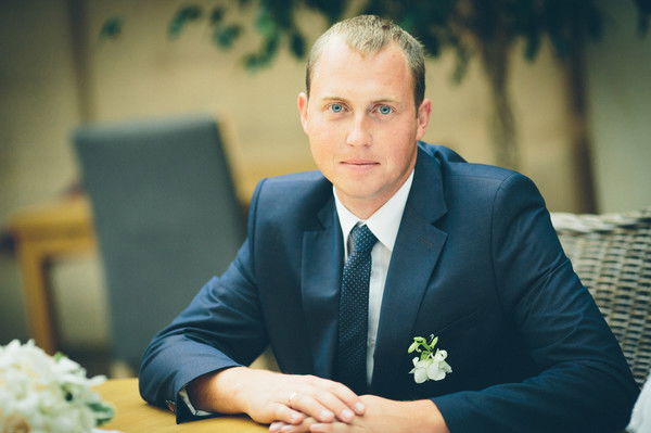 Саня Толстов