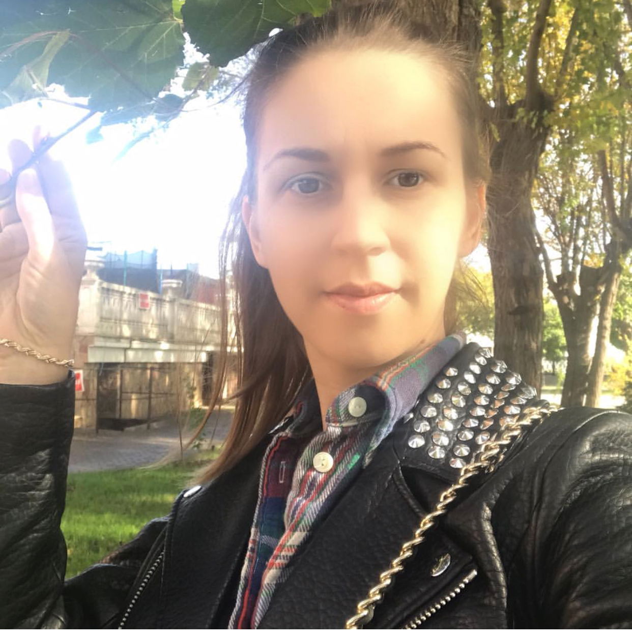 Лена Белова