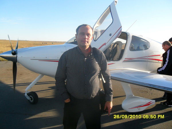 Андрей Белов