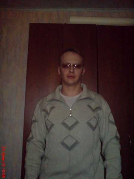 Сергей Леонов