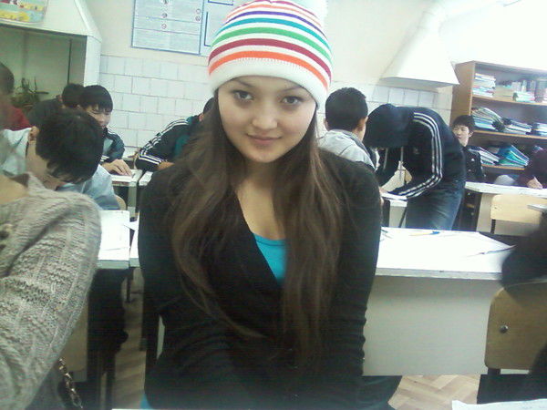 Айнура Отарбаева