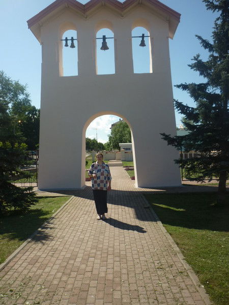 Елена Петрова