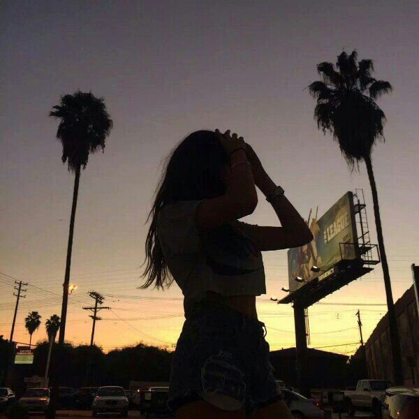 Юлия Маяковская