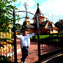 Евгений Петров