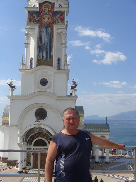 Владимир Николаенко