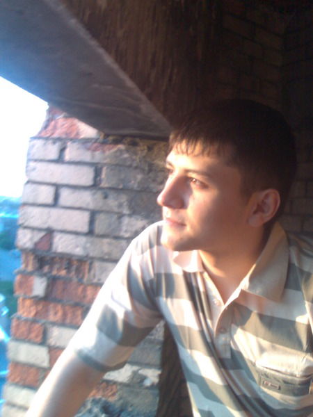 Владимир Опря