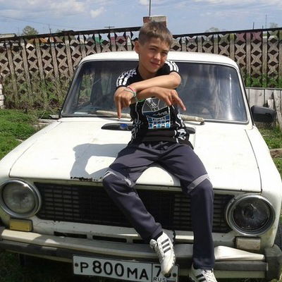 Максим Бускин