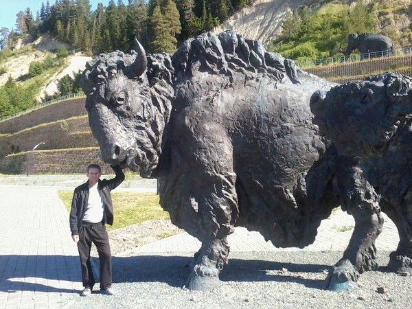 Алексей Вахрушев