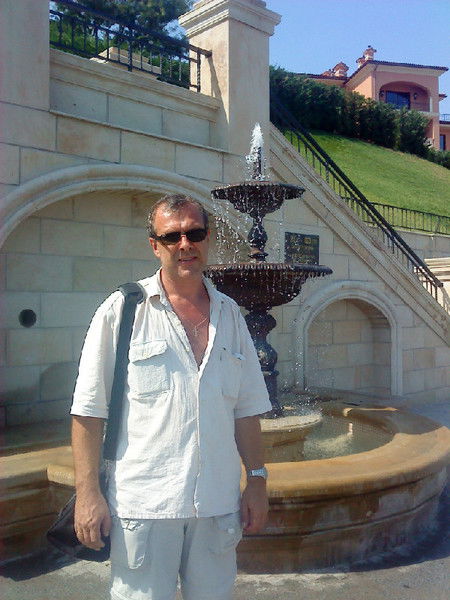 Валерий Гонарь