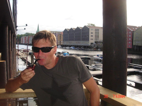 Валера Авласенко