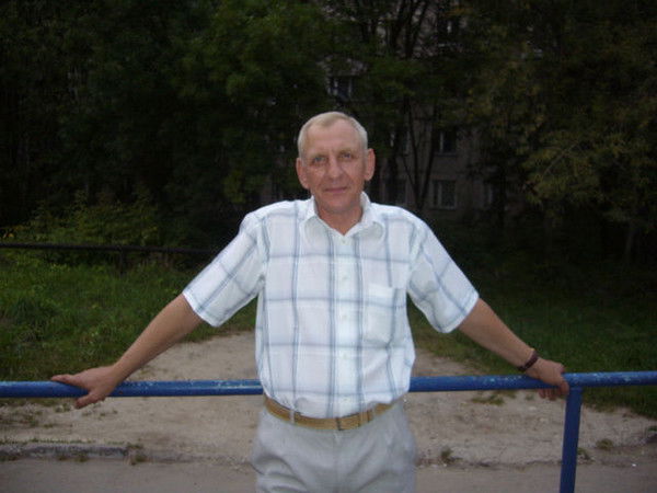 Игорь Везломцев