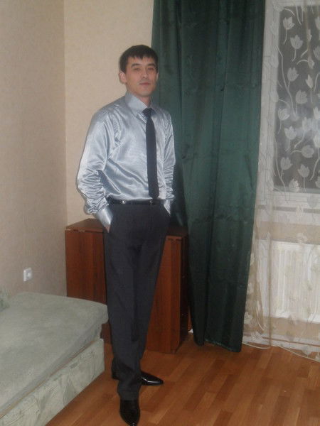 Нодир Махмудов