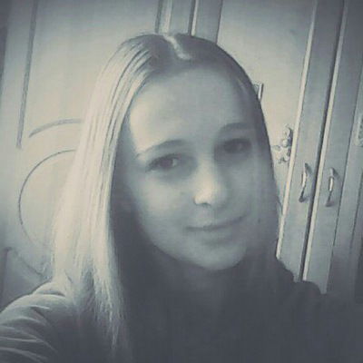 Оля Андрущенко