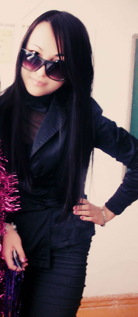 Damelya (Official Page)