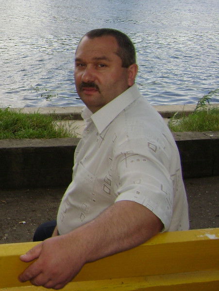 Александр Емельянов