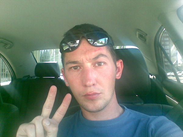 Алекс Ларсон