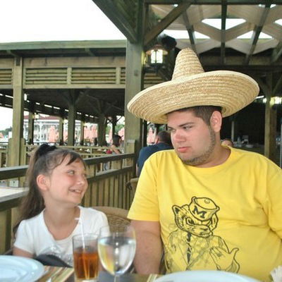 Влада Чечуй