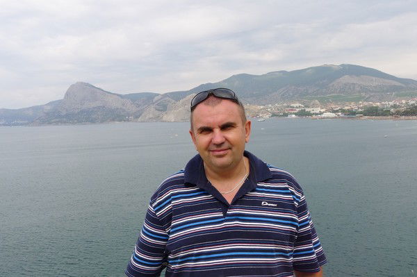 Олег Артемьев