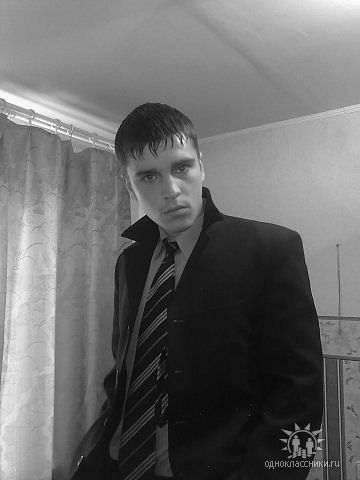 Толя Иванов