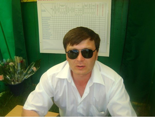 Азат Хасанов