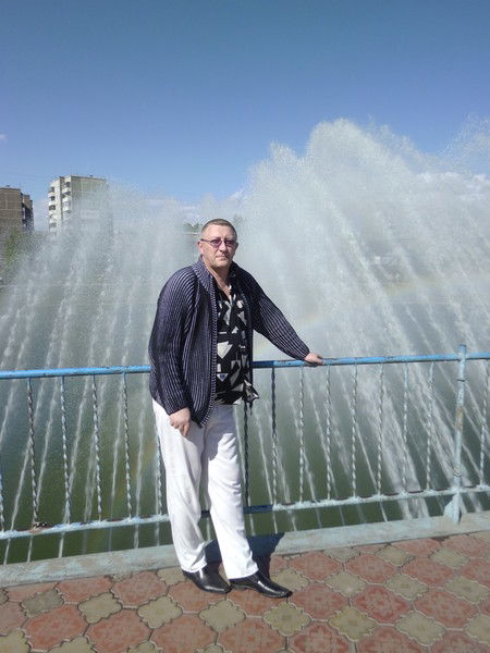 Олег Безматерных