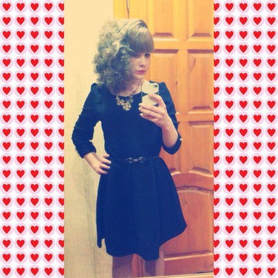 Алинка Тихонова