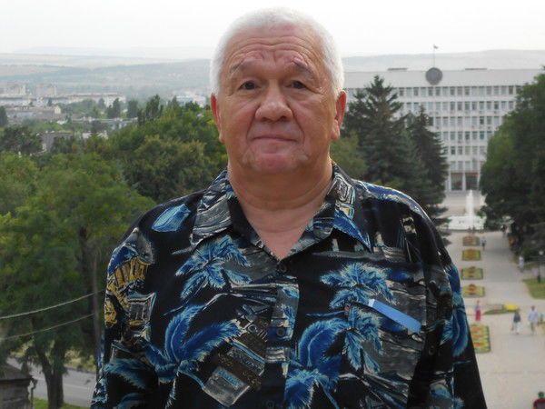 Амир Жалилов