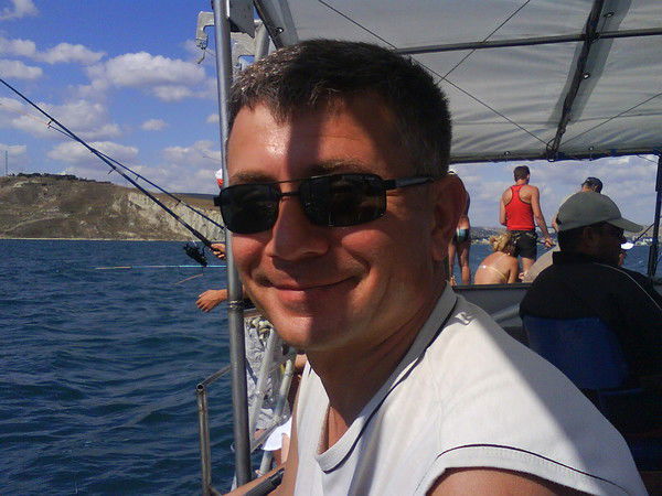 Паша Сирота