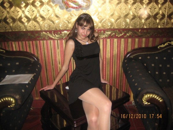 Алёна Петровых