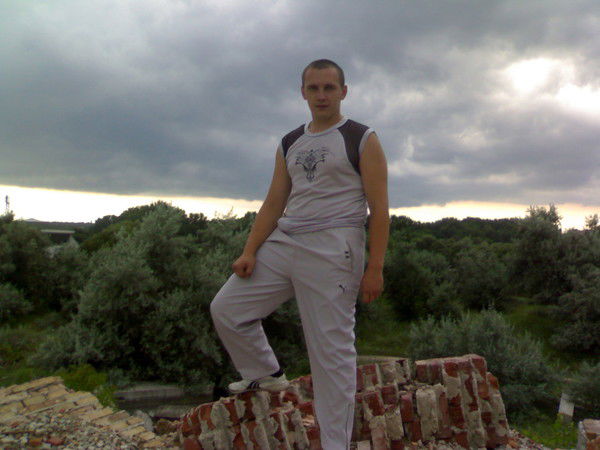 Неизвестно Неизвестно