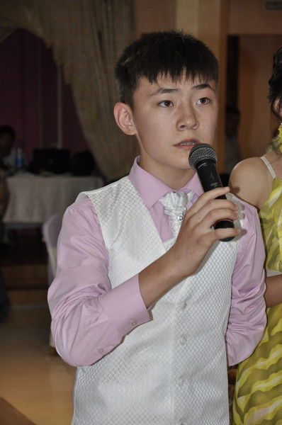 Жанайдар Серіков