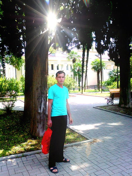 Андрей Белов