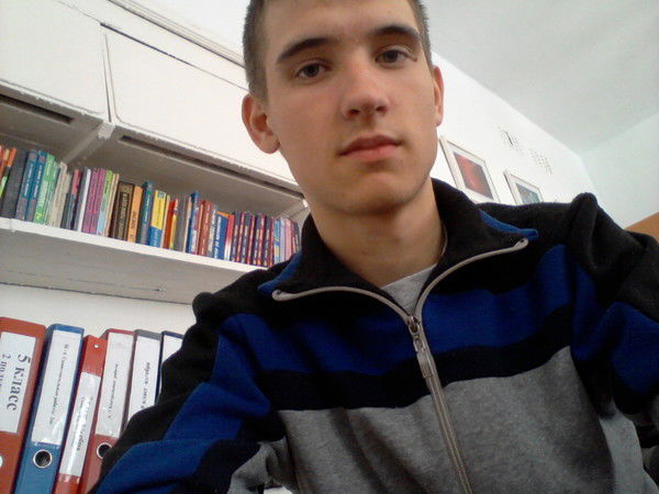 Дмитрий Евстратов