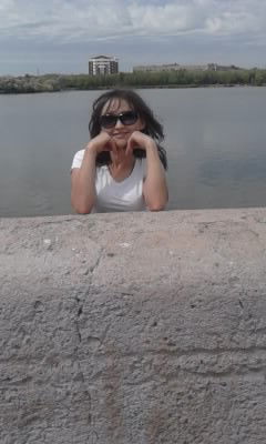 Яна Керимова