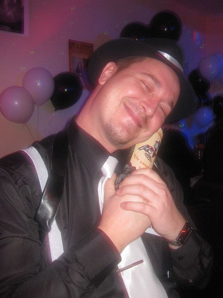 Артем Логиновских