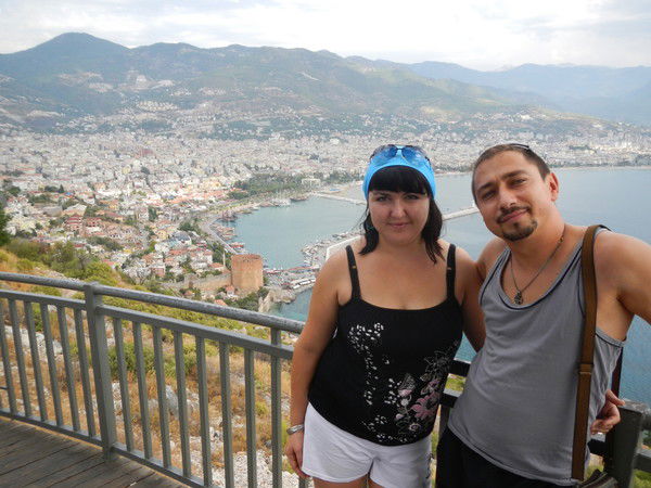 Колян Востров