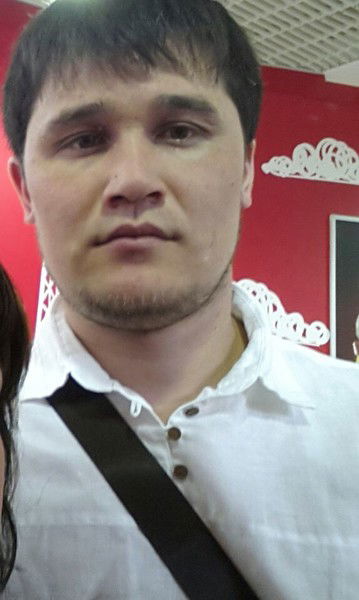 Хикмат Курбанов