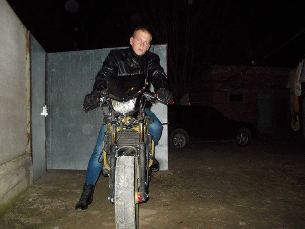 Антон Атамович