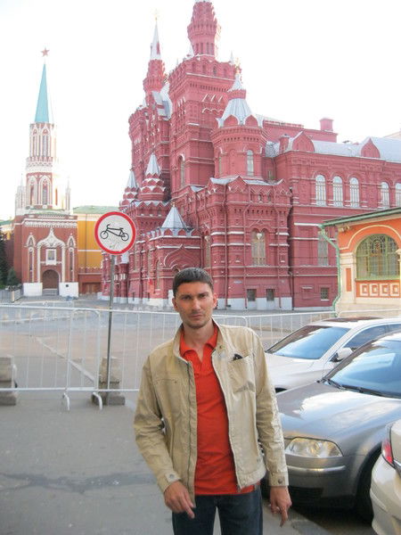 Игорь Попов