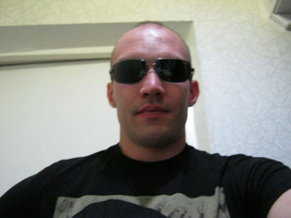 Алишер Искараев