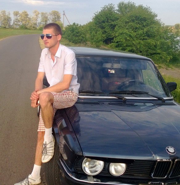 Юрий Яковлев