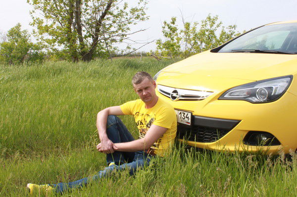 Алексей Максюткин