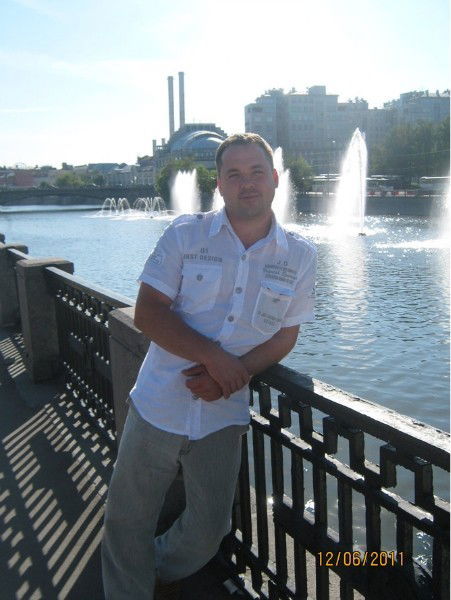 Александр Тарханов