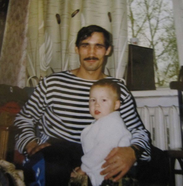 Игорь Николаев