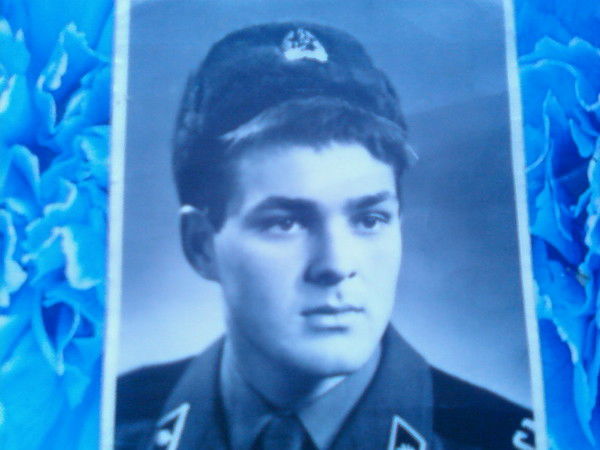 Дима Леонов