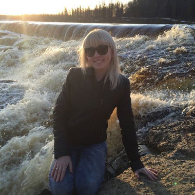 Ксения Суханова