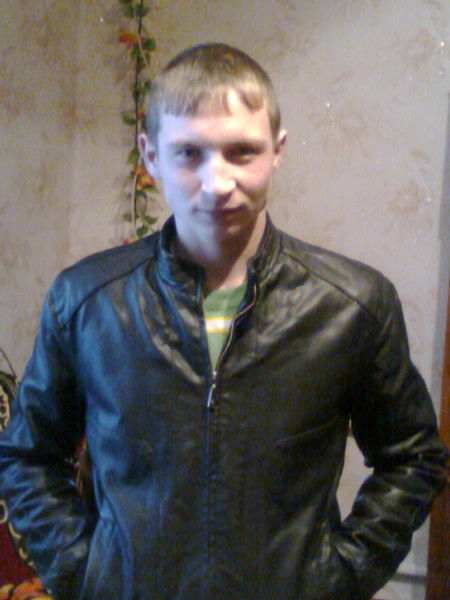 Владимир Акст